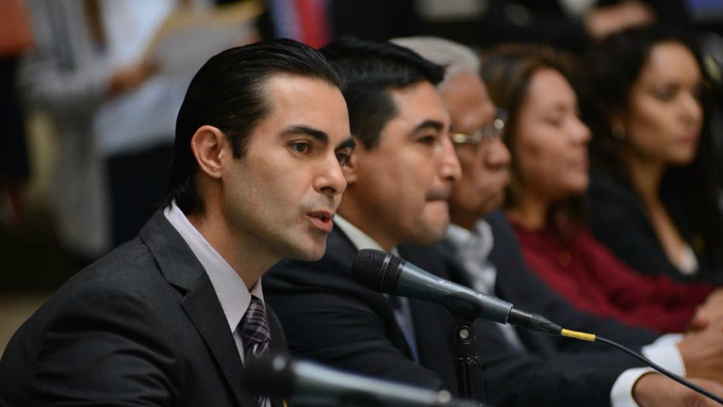 Diputados anuncian carrera institucional del Congreso