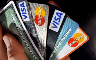 Prohibir cobro de comisiones en compras con tarjetas de crédito o débito: Senado