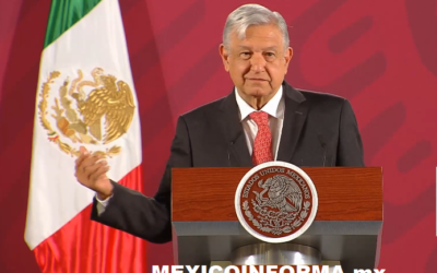 México está de pie afirma AMLO y anuncia restricción de asistentes a sus eventos