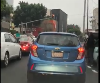 Descompuestos los semáforos de Puebla esquina Insurgentes