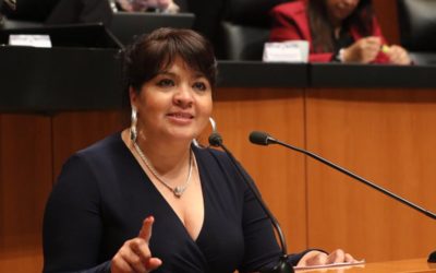 Hospitalizan a senadora Nestora Salgado tras dar positivo a coronavirus