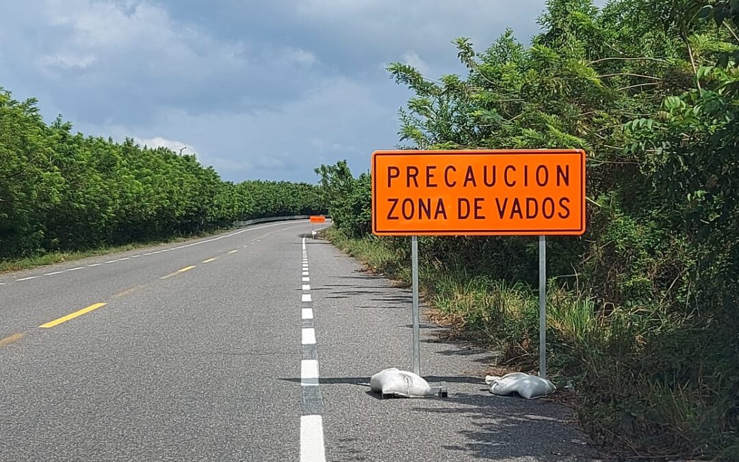 Colocan señalamientos en carretera Villahermosa-Frontera