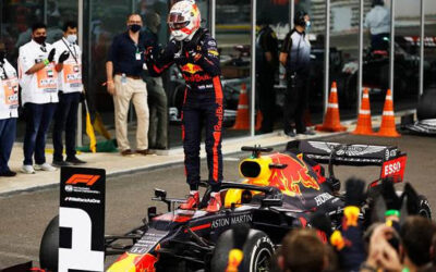 Verstappen se lleva la victoria en cierre de temporada de F1