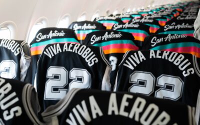 Viva Aerobus nuevo patrocinador de Los San Antonio Spurs de NBA