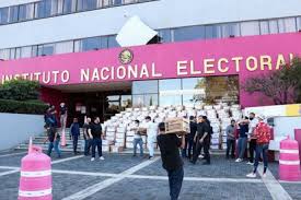 Inicia INE entrega de paquetes electorales para Jornada Electoral en Coahuila y Edomex