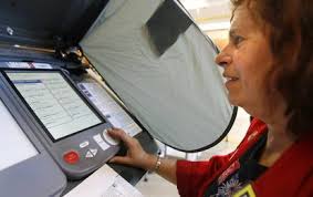 INE inicia simulacro del voto electrónico en exterior para Revocación de Mandato
