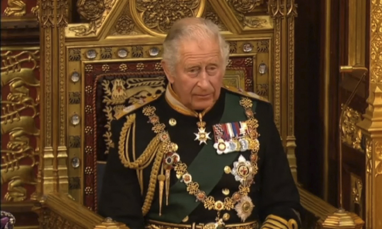 Carlos III es el nuevo rey británico
