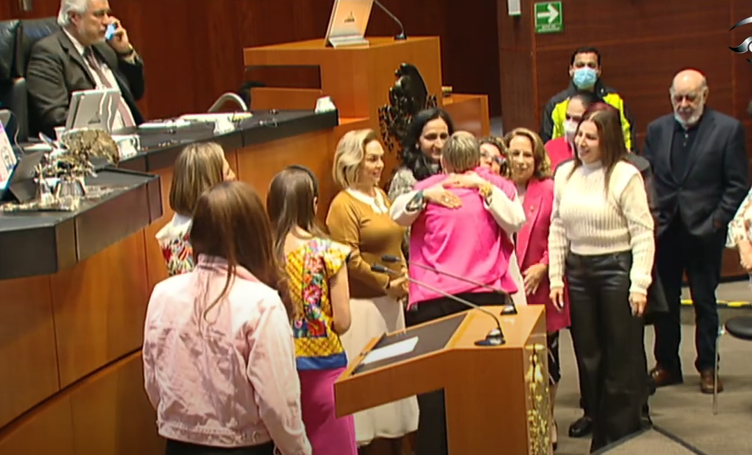 Expresa Senado solidaridad y apoyo a quienes padecen cáncer de mama