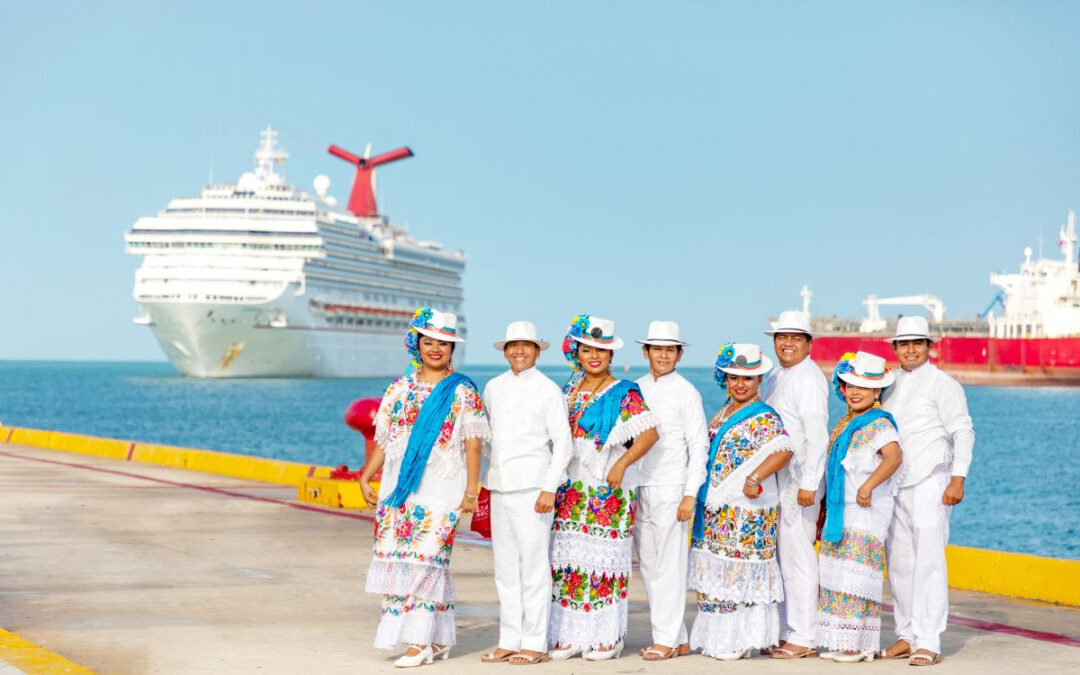 Yucatán expone su infraestructura ante navieras en Seatrade Cruise Global 2023