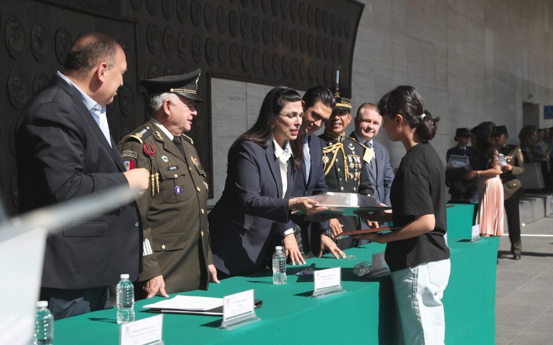 Legisladores resaltan sacrificio y contribución del Colegio Militar a 200 años de creación