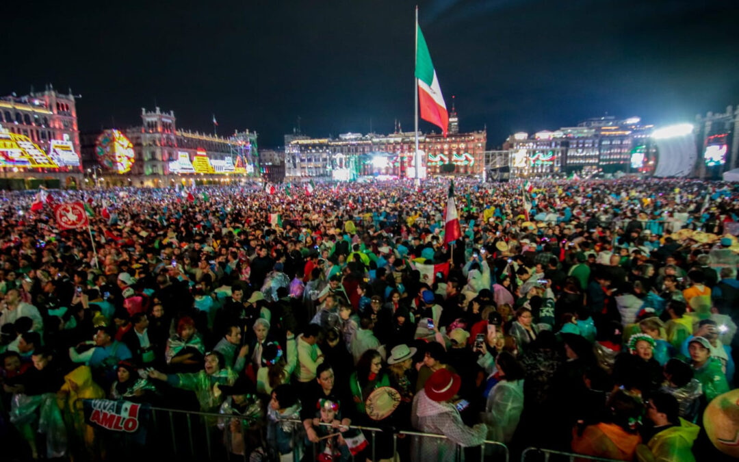 Celebran 190 mil personas el Grito de Independencia en el Zócalo capitalino