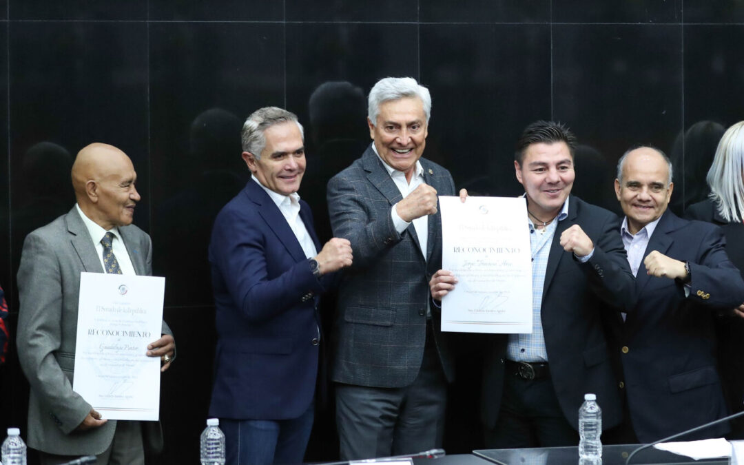 Reconocen en Senado a Leyendas y promesas del boxeo mexicano 