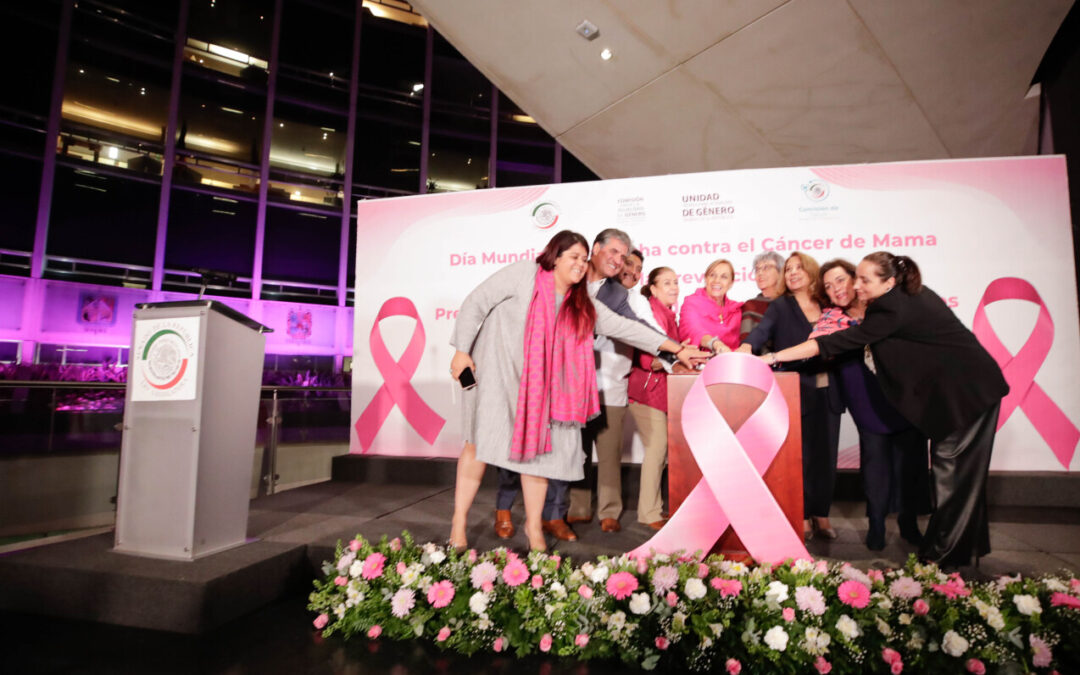 Iluminan de rosa el Senado para conmemorar lucha contra cáncer de mama 