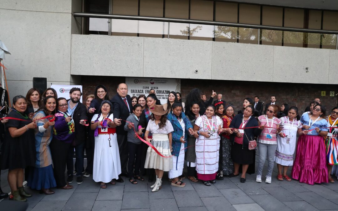 Diputada Marcela Guerra inaugura la expoventa “Oaxaca en tu corazón”