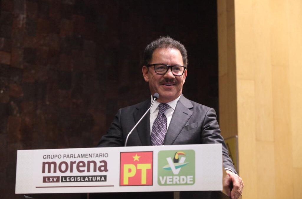 Reformas constitucionales del Presidente, columna en plenaria de Morena: Mier