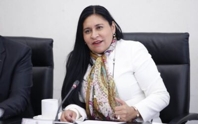 Refrenda Ana Lilia Rivera compromiso para defensa del maíz